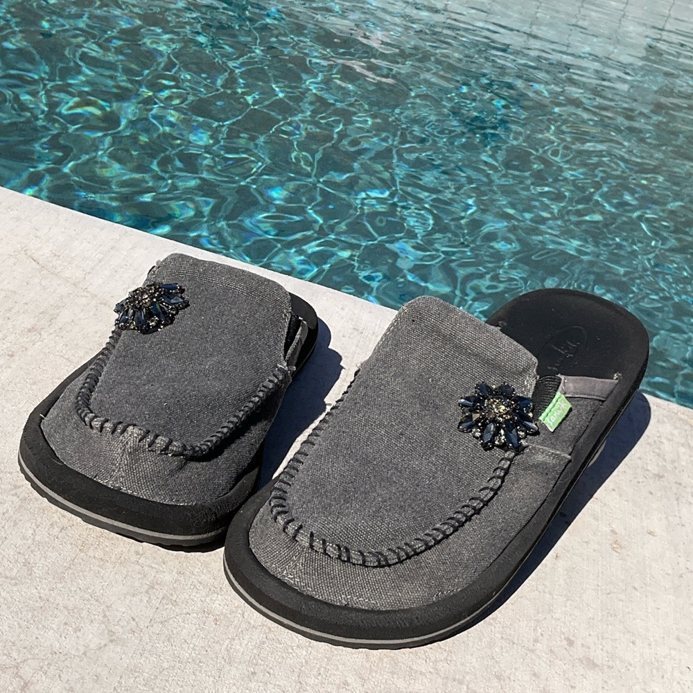 Sanuk Happy Hour Sparkle Size 40